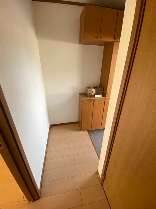 物件内観写真19　(廊下)