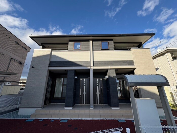 物件外観写真1　(外観写真)