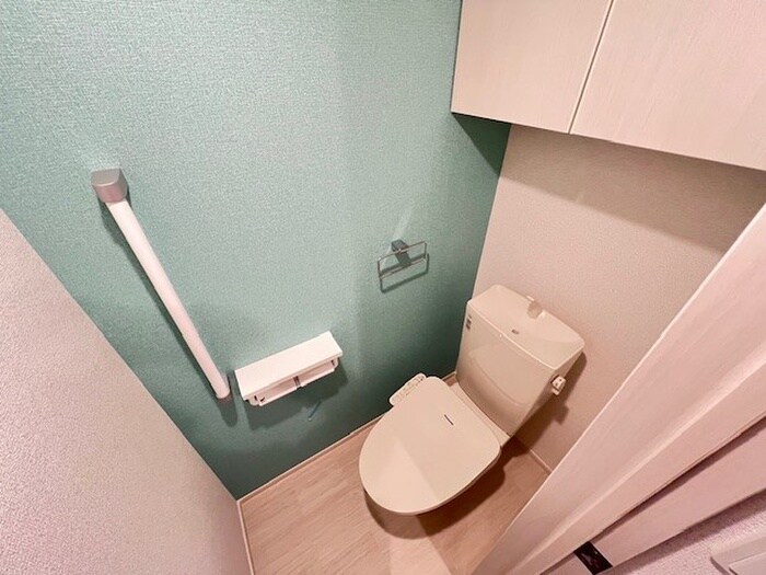 物件内観写真13　(トイレ)