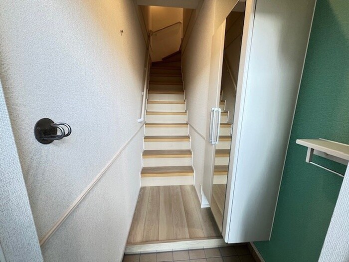 物件内観写真14　(廊下)