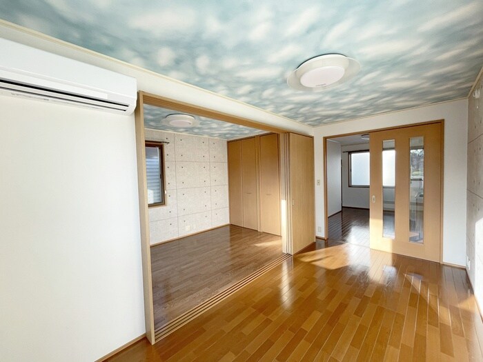 物件内観写真8　(居室)