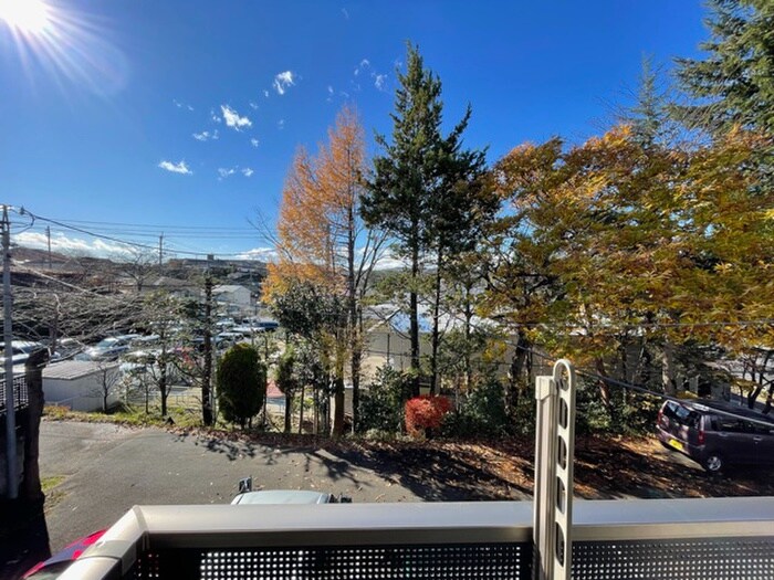 物件内観写真22　(室内からの展望)