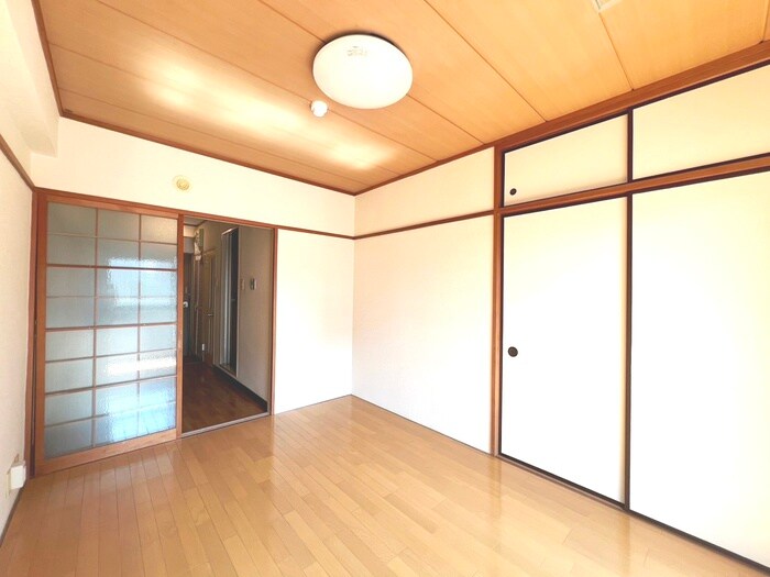 物件内観写真8　(居室)