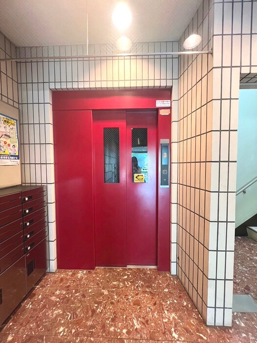 物件外観写真6　(建物設備)
