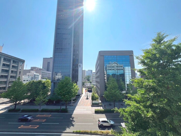 物件内観写真15　(室内からの展望)