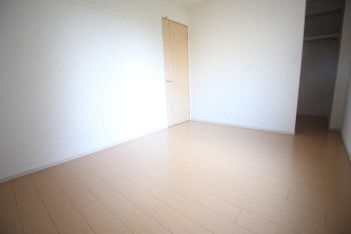 物件内観写真13　(居室)