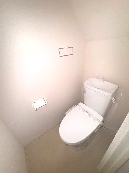 物件内観写真12　(トイレ)