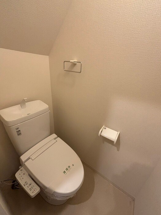 物件内観写真15　(トイレ)