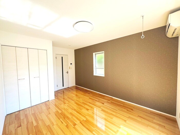 物件内観写真21　(居室)