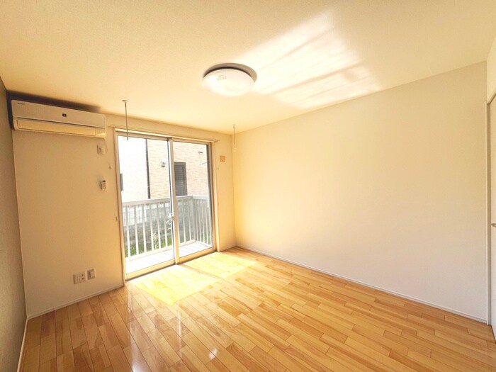 物件内観写真22　(居室)