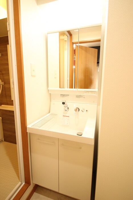 物件内観写真13　(洗面)