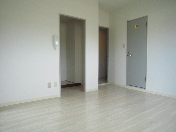 物件内観写真16　(居室)