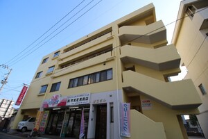 芳賀ビル外観写真