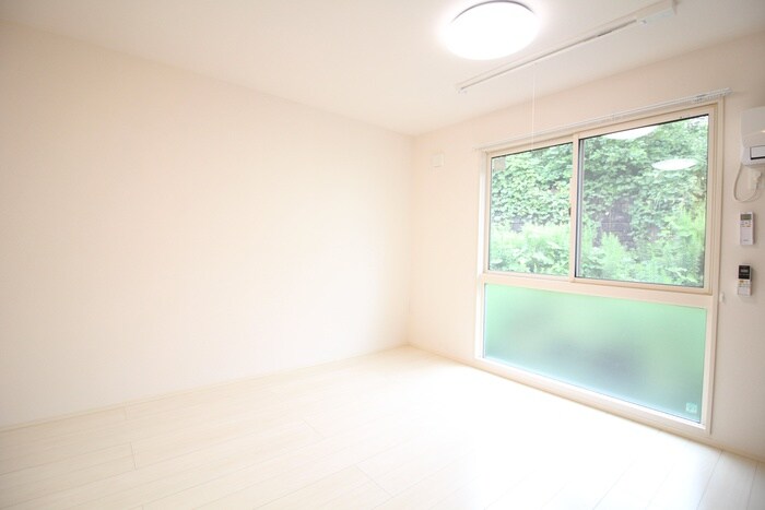 物件内観写真6　(居室)