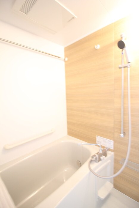 物件内観写真8　(バス／シャワールーム等)