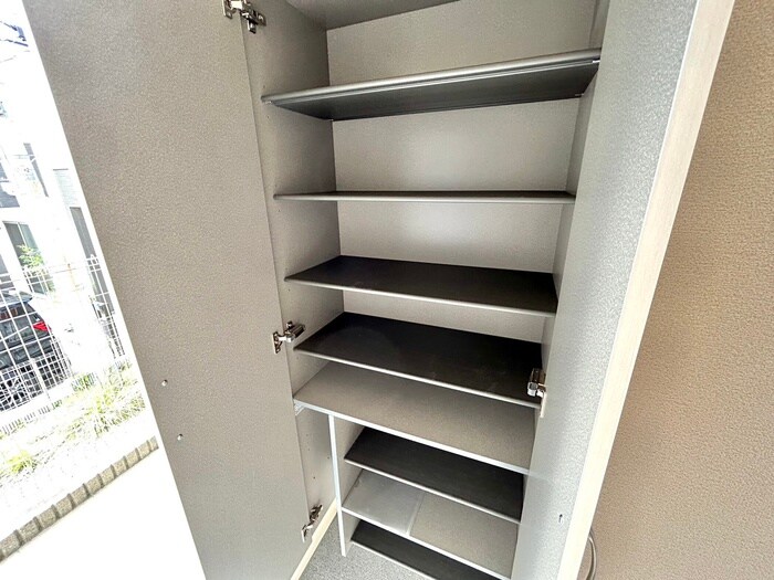 物件内観写真14　(靴箱)