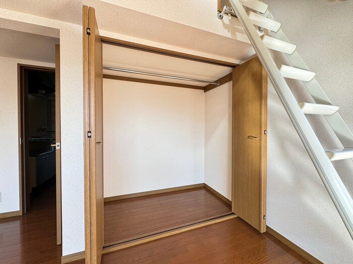 物件内観写真10　(収納)