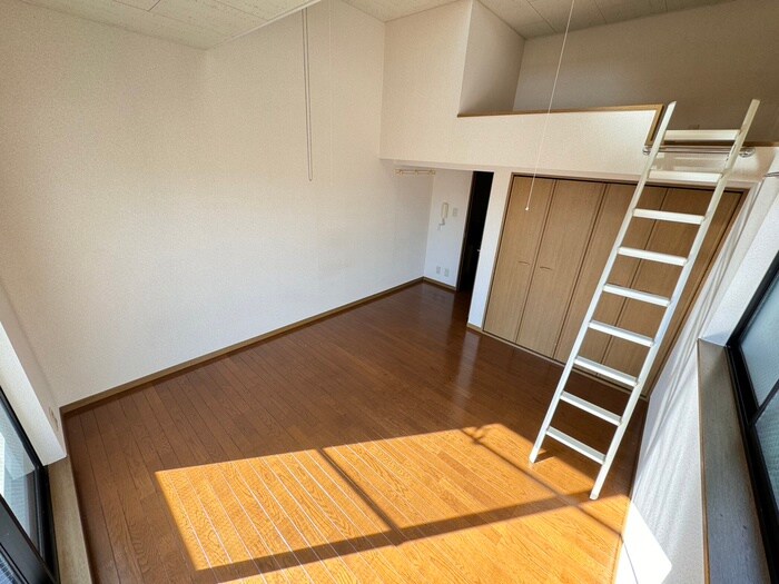 物件内観写真17　(居室)