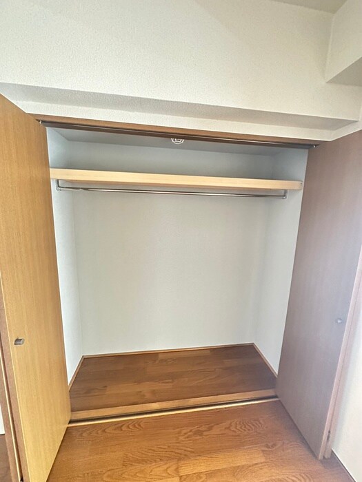 物件内観写真10　(収納)