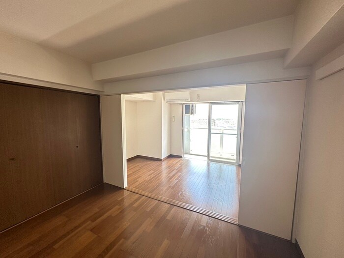 物件内観写真18　(居室)