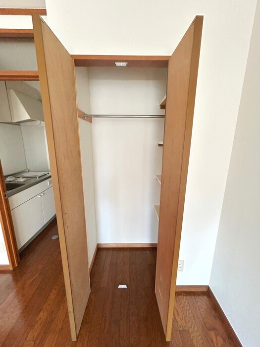 物件内観写真12　(収納)