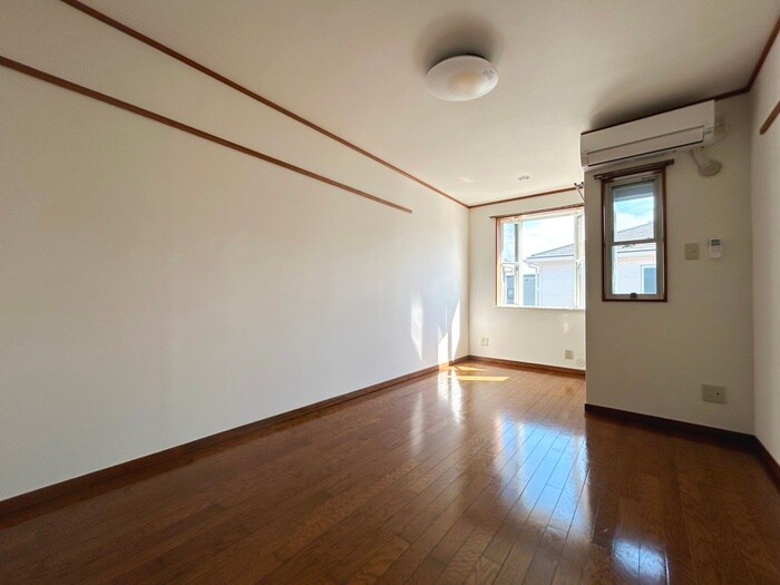 物件内観写真22　(居室)