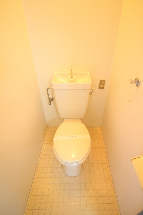 物件内観写真14　(トイレ)