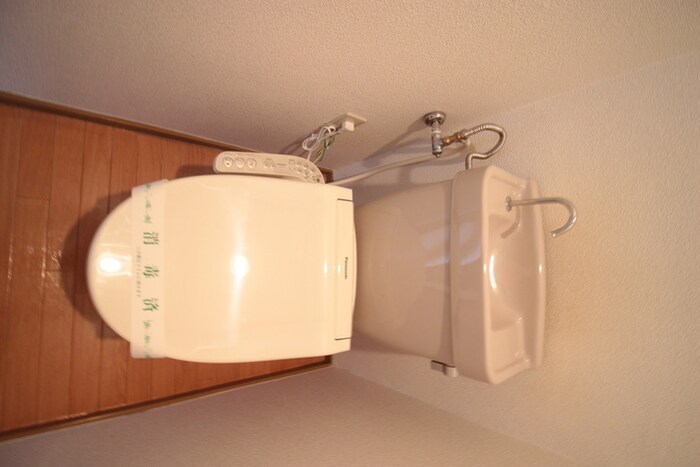 物件内観写真13　(トイレ)