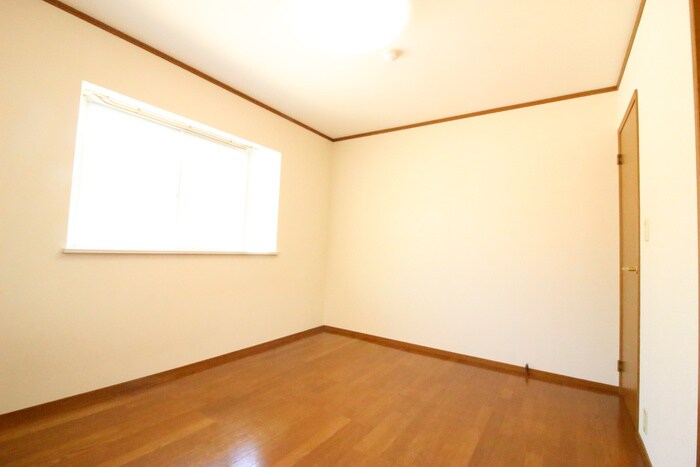 物件内観写真10　(居室)