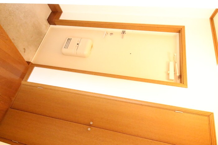 物件内観写真19　(玄関)