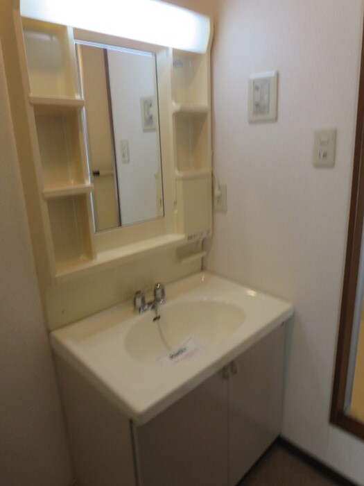 物件内観写真15　(洗面)