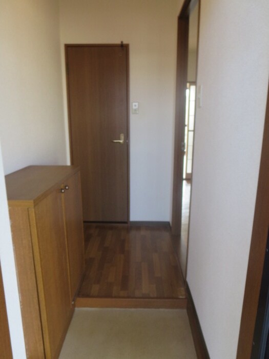 物件内観写真20　(廊下)