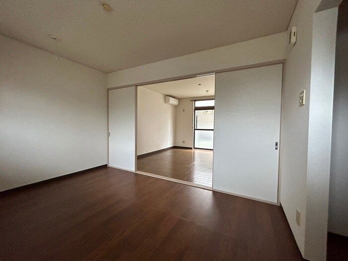 物件内観写真21　(居室)