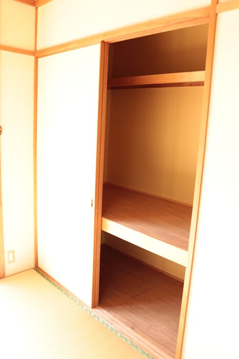 物件内観写真11　(収納)
