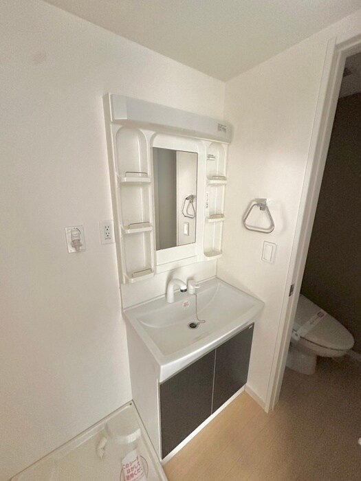 物件内観写真14　(洗面)