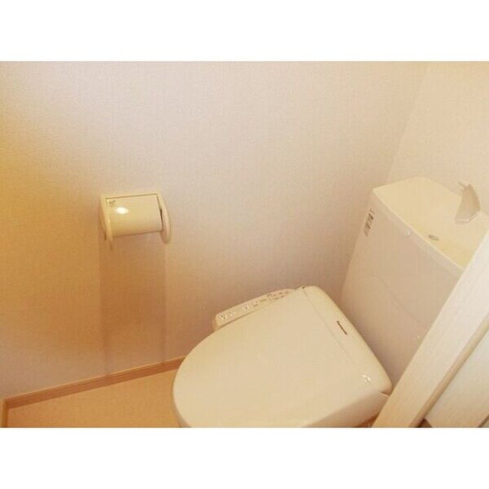 物件内観写真9　(トイレ)