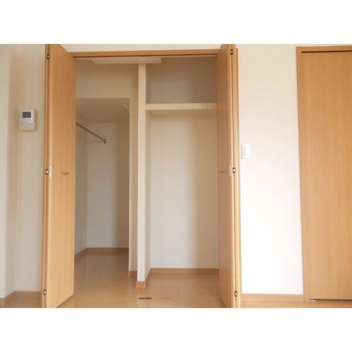 物件内観写真10　(収納)