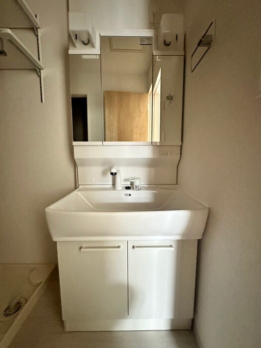 物件内観写真12　(洗面)