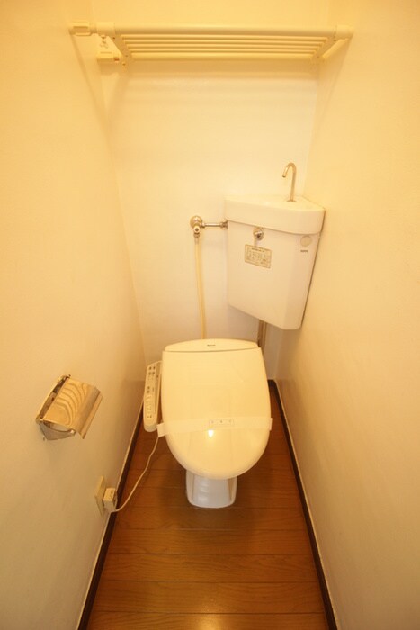 物件内観写真9　(トイレ)