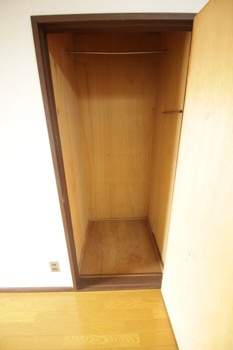 物件内観写真10　(収納)