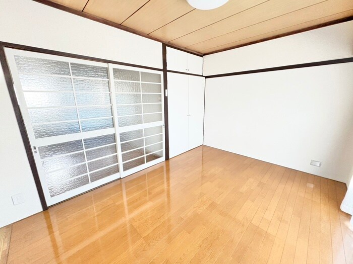 物件内観写真10　(居室)