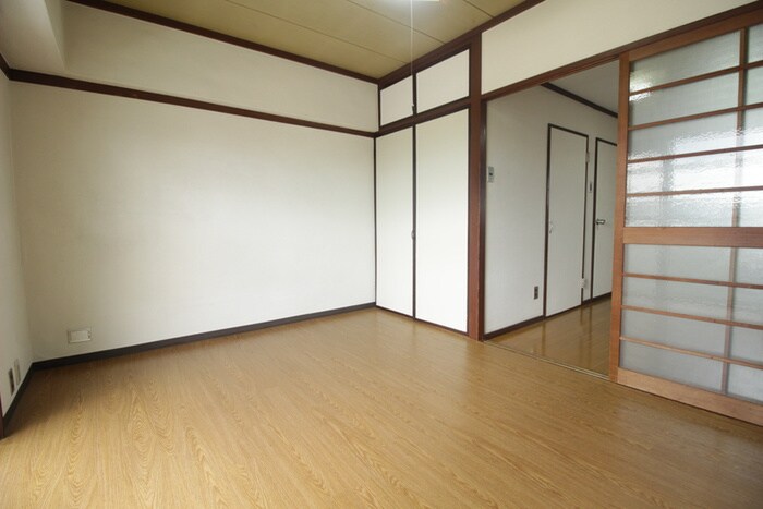 物件内観写真15　(居室)