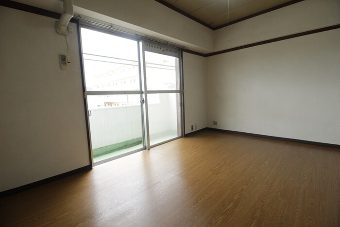 物件内観写真16　(居室)