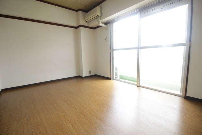 物件内観写真17　(居室)