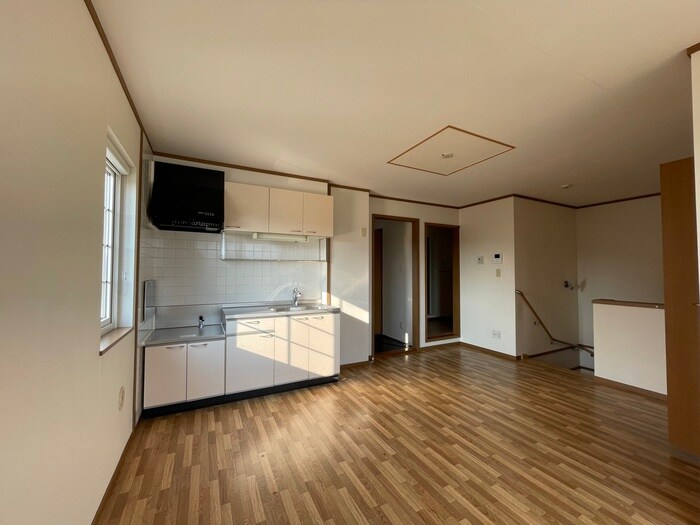 物件内観写真9　(居室)