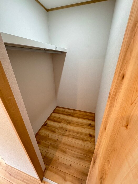 物件内観写真10　(収納)