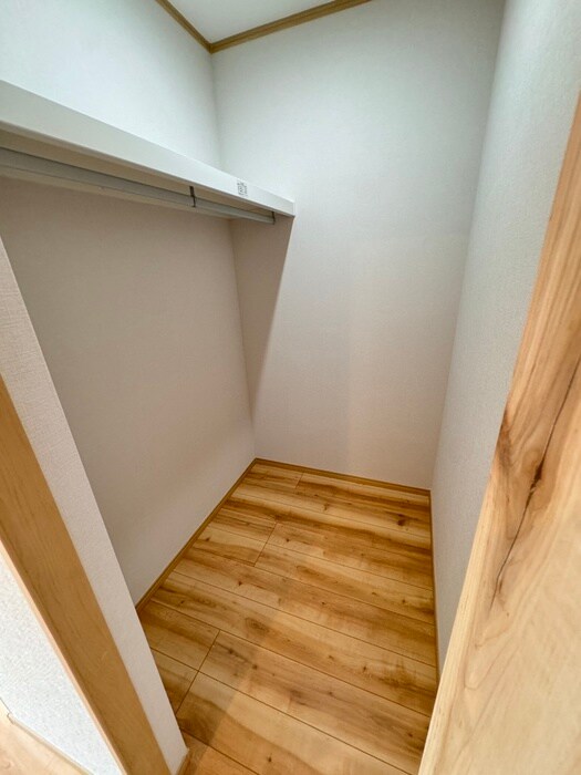 物件内観写真10　(収納)