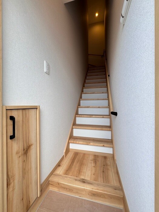 物件内観写真18　(廊下)