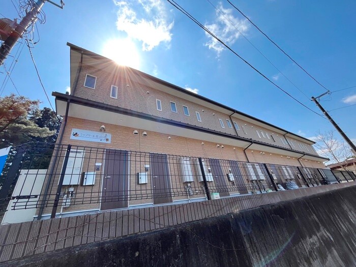 物件外観写真2　(外観写真)