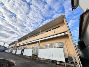 メゾンコンノ３外観写真